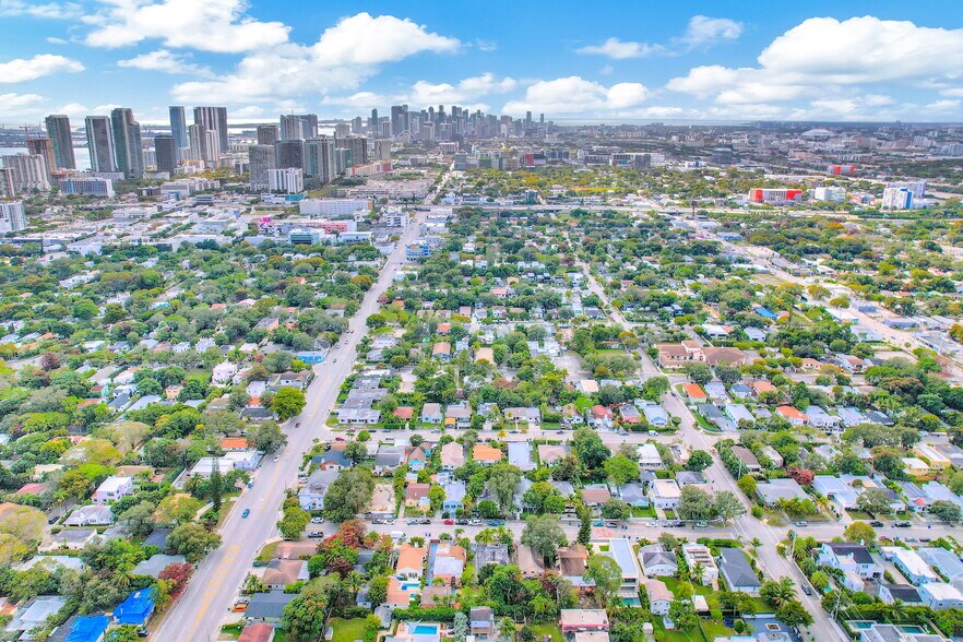 Building Photo - 37 NW 47th St