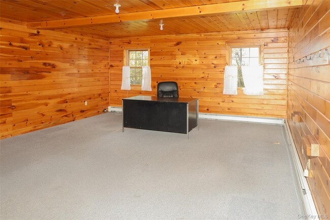 Building Photo - 618 Clapp Hill Rd