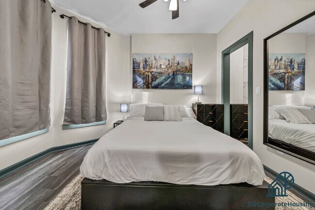 Building Photo - Furnished 2-Bedroom, 2-Bath Apartment near the Medical Campus