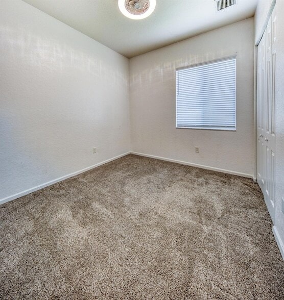 Building Photo - 139 2 Pine Dr