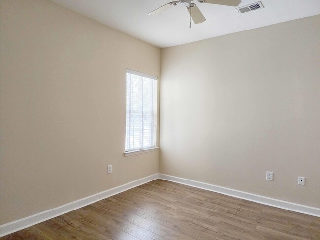 Building Photo - 12 Rapture Ct