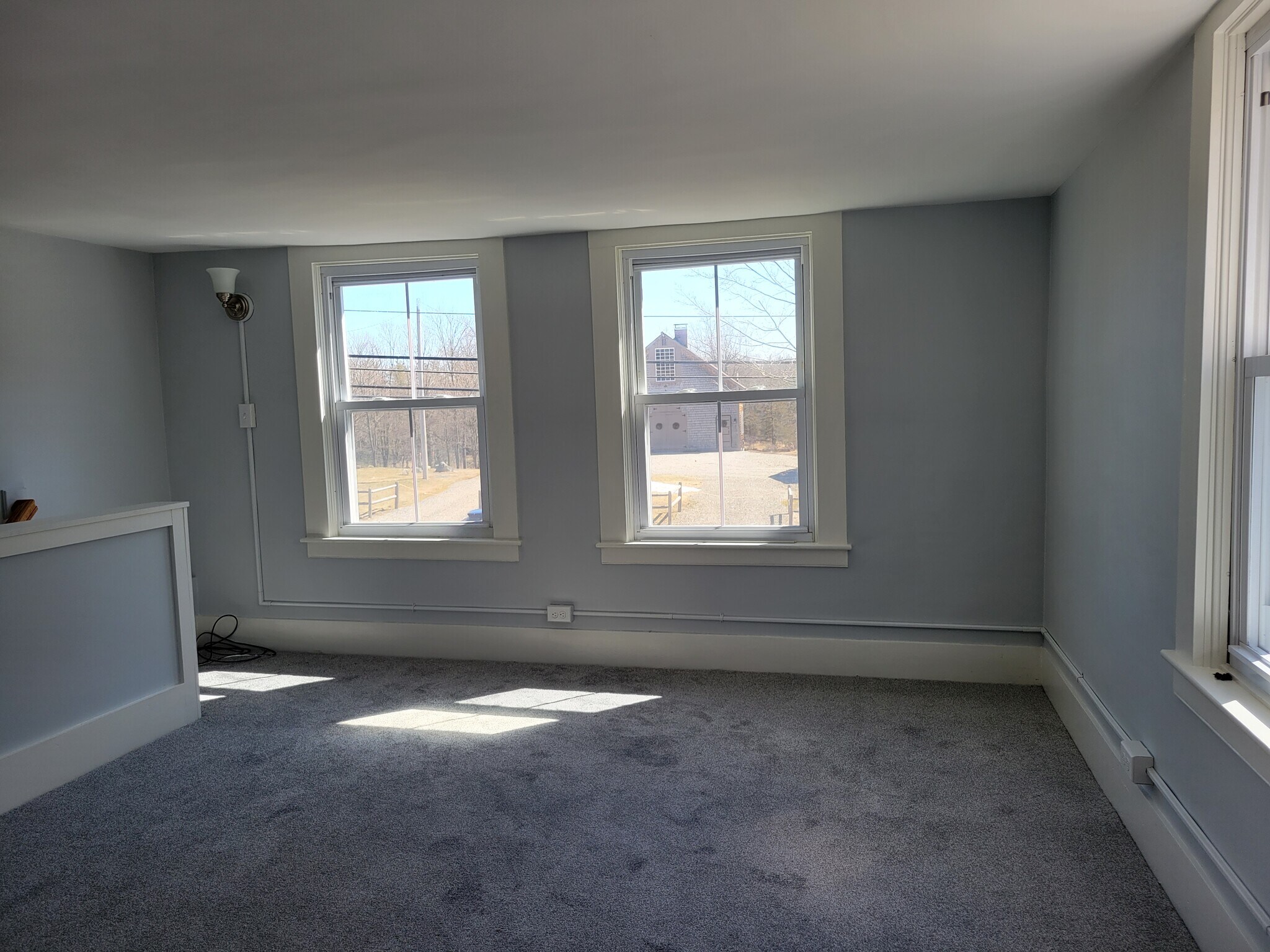 Building Photo - 106 Emerson Ave