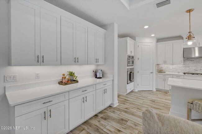 Building Photo - 175 Marquesa Cir