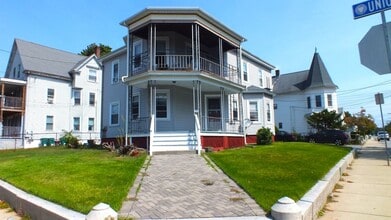 Building Photo - 170 Union St