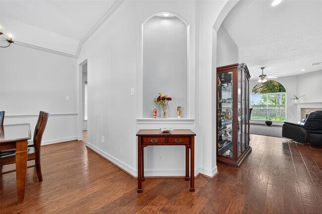 Building Photo - 3214 Southmere Ln