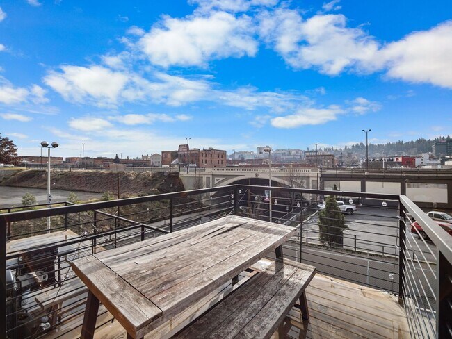 Building Photo - 401 W 1st Ave