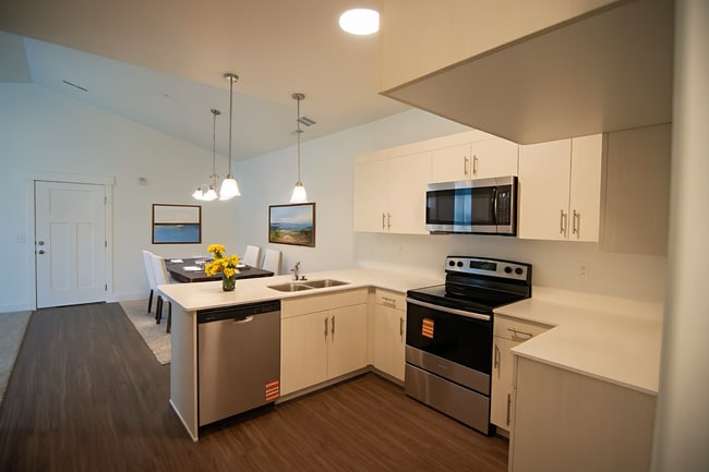 Building Photo - *Harmony Ridge in Mapleton