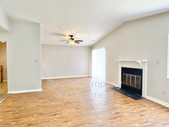 Primary Photo - 115 Roane Dr