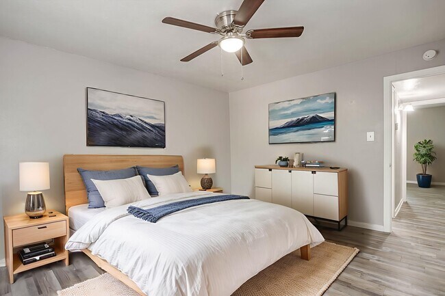 Building Photo - Foxfire Apartment Homes