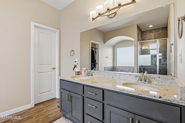 Building Photo - 2020 Tim Foster St