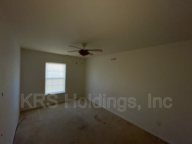 Building Photo - 1014 Teton Cir