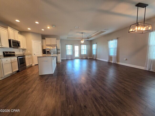 Building Photo - 108 Redfish Way