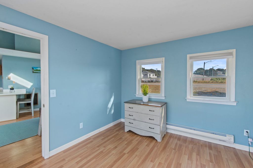 Building Photo - 12 Lower County Rd