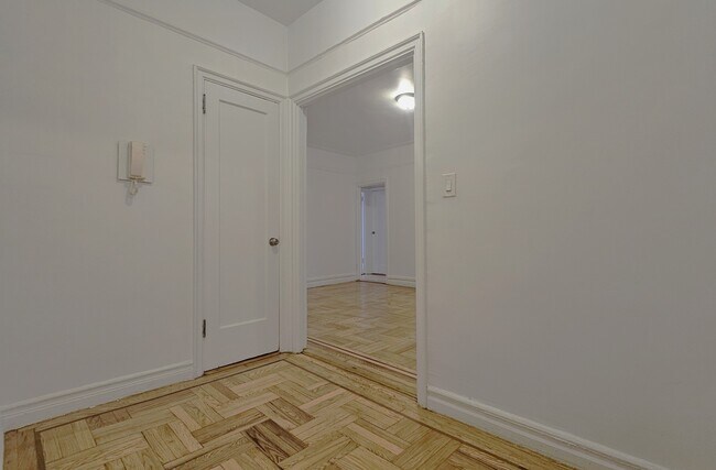 Floorplan - 165 Pinehurst Avenue