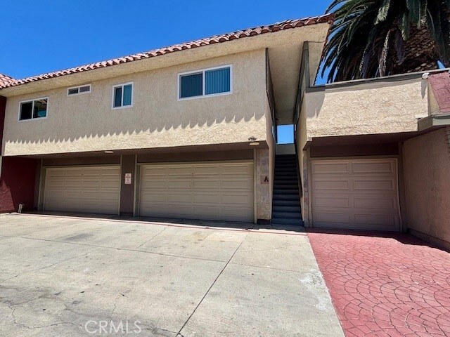 Building Photo - 17171 Elm Lane