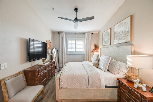 Building Photo - 6824 Sterling Greens Dr