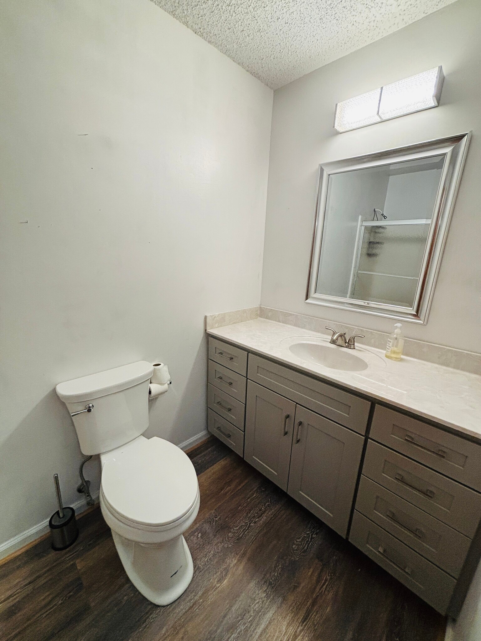 Building Photo - 12 King Arthur Pl