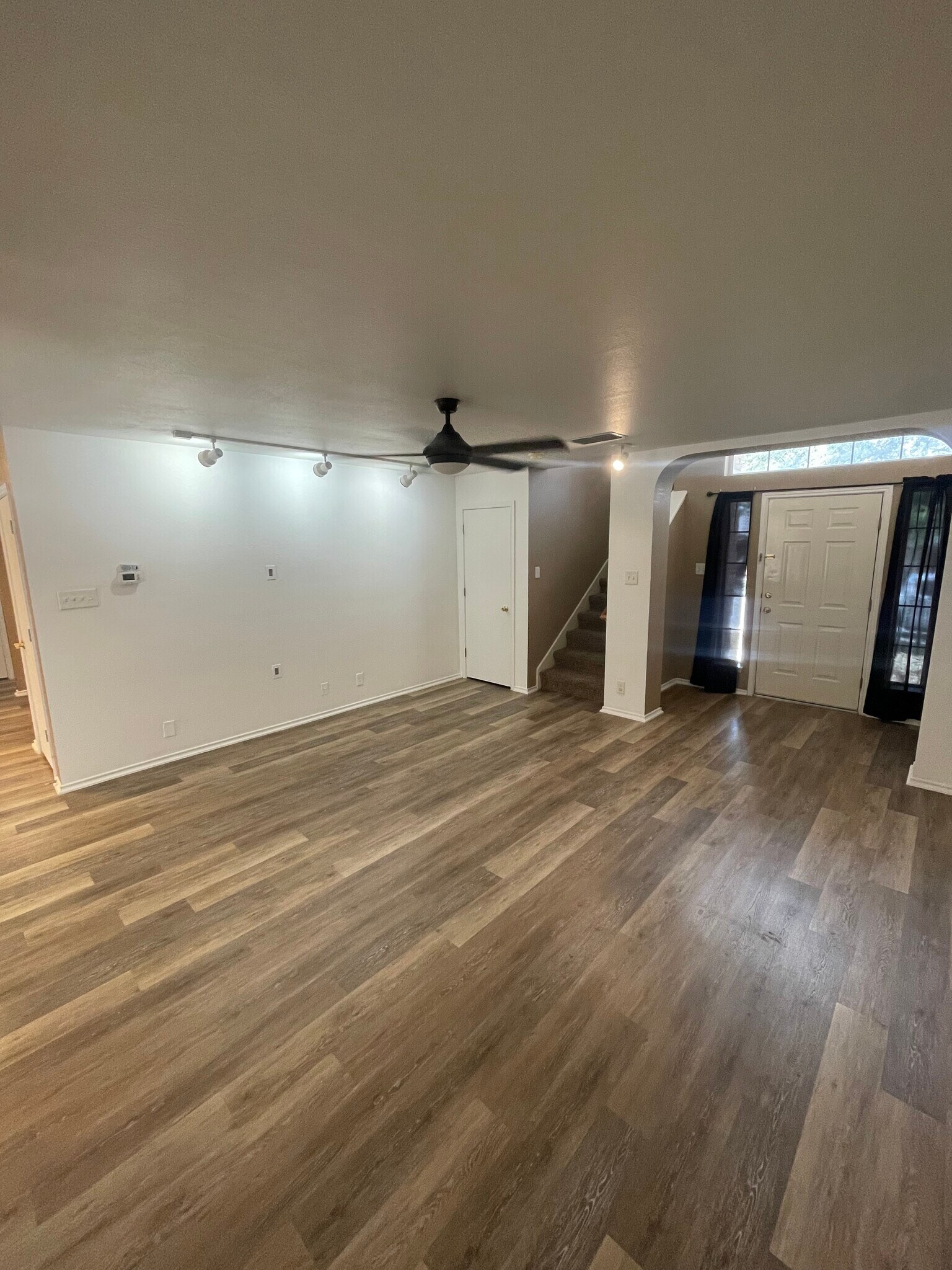 Building Photo - 10324 Bobcat Blf