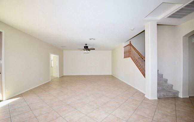 Building Photo - Beautiful Seville Area 4 bedroom Home!