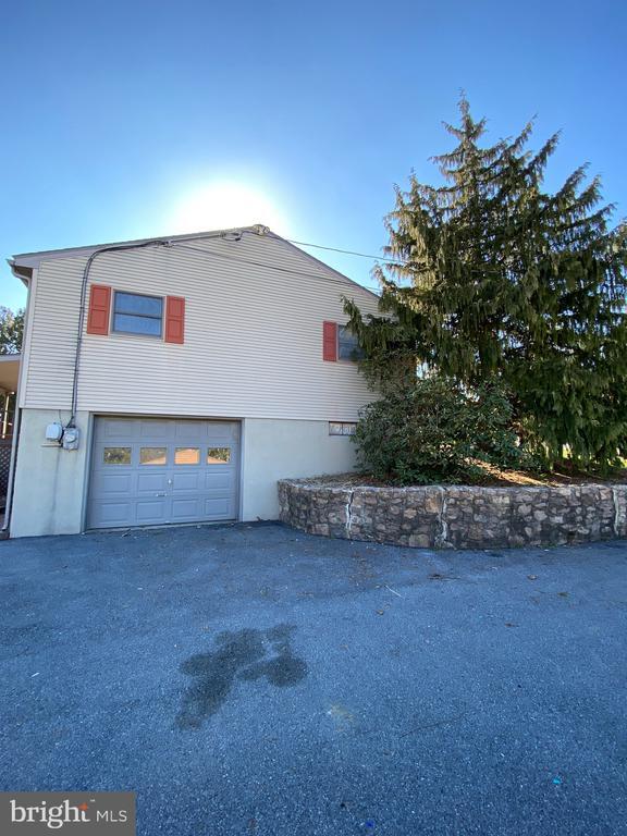 Building Photo - 45 Clay Slate Rd