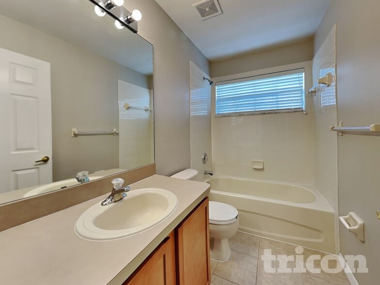 Building Photo - 13409 Teaberry Ln