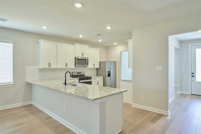 Building Photo - 21554 Bluebonnet Bay Dr
