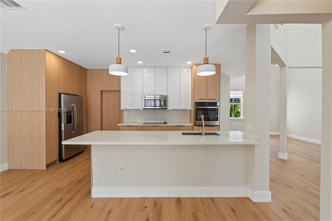 Building Photo - 11032 NW 48th Ln