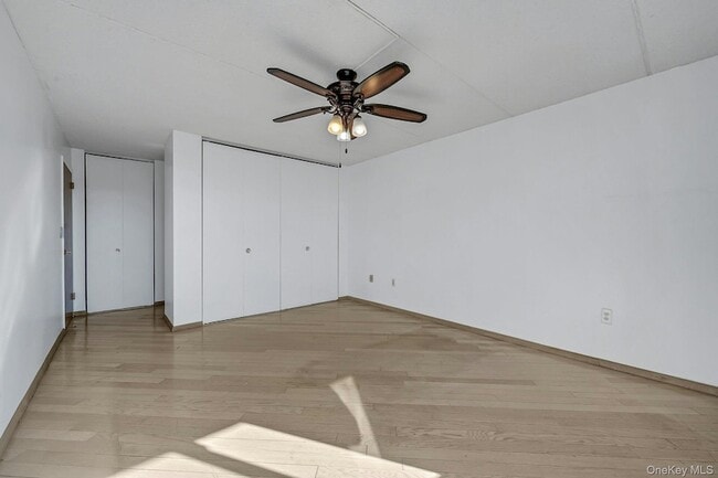 Building Photo - 703 Pelham Rd