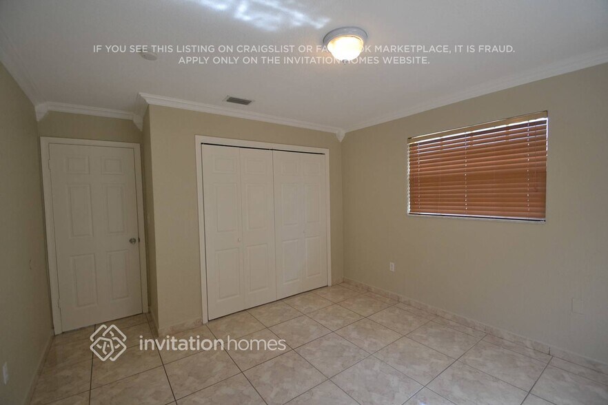 Building Photo - 6545 SW 29th St