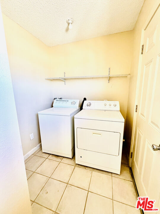 Building Photo - 6688 National Park Dr