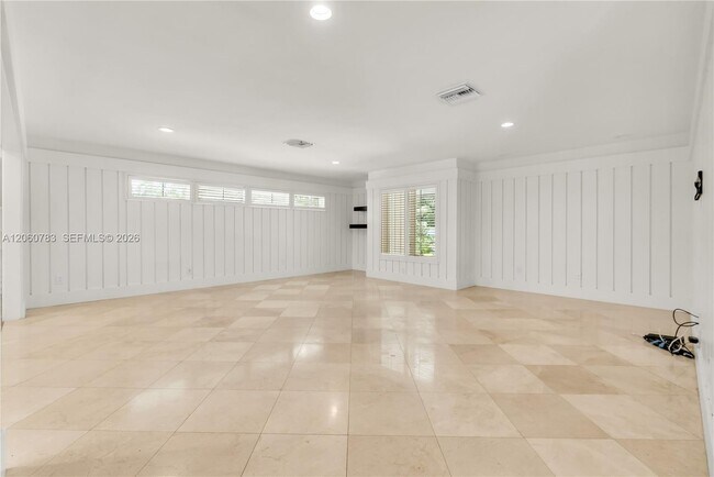 Building Photo - 451 Ridge Rd