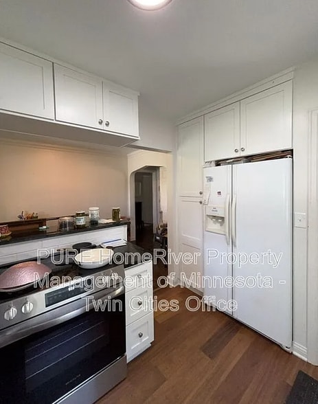 Building Photo - 2632 Toledo Ave S