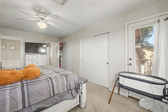Building Photo - 761 E Rosemonte Dr