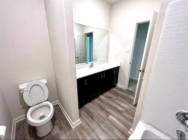 Building Photo - 104 Bandana Cir