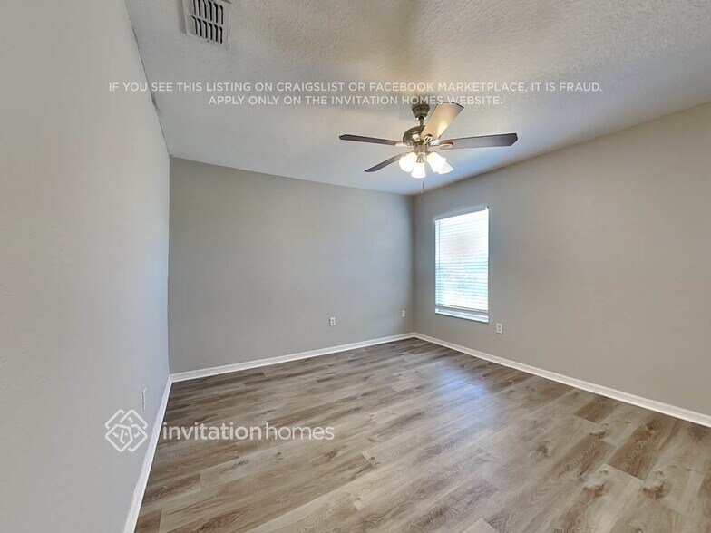 Building Photo - 2137 Sandy Hook