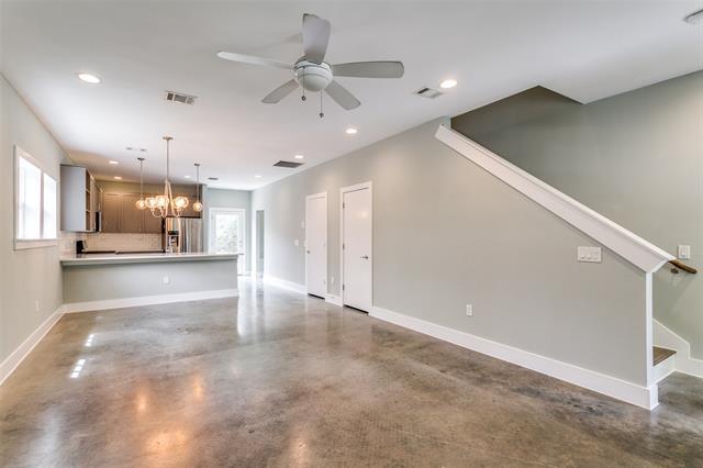 Building Photo - 911 Cedar Hill Ave