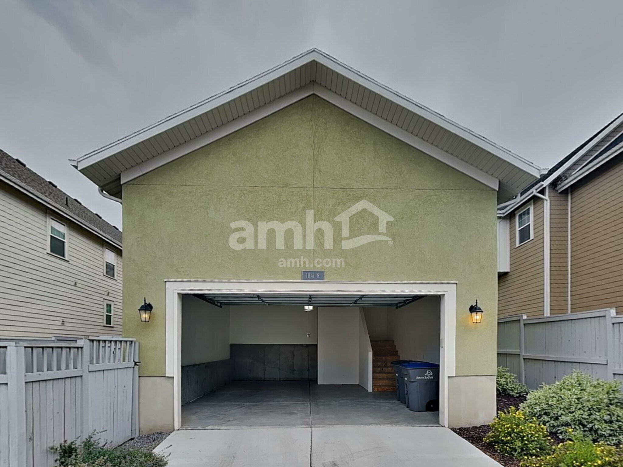 Building Photo - 11141 Kitty Hawk Rd