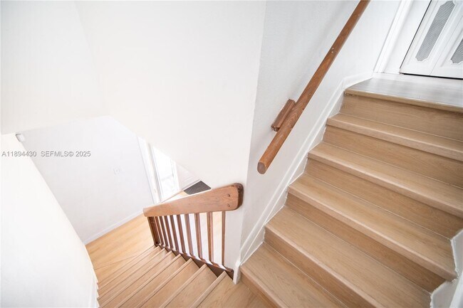 Building Photo - 6845 NW 169th St