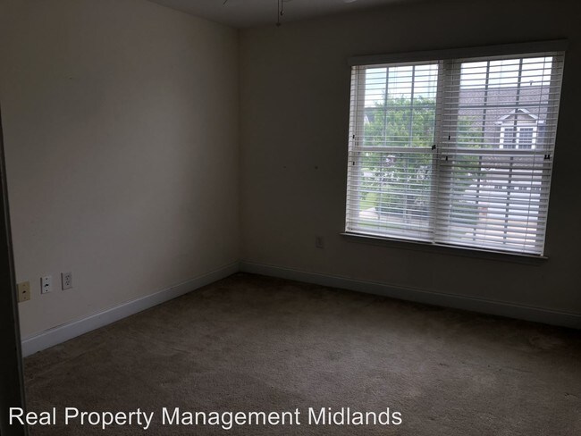 Building Photo - 3 br, 2 bath House - 805 Summit Sq
