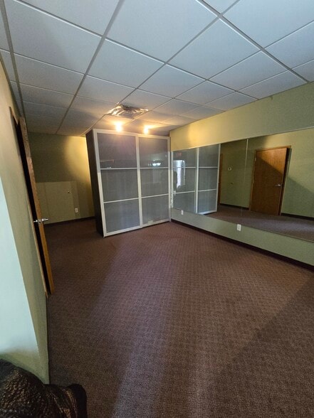 Building Photo - 35 N Saginaw St