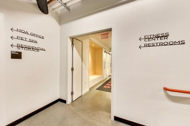 Building Photo - Urban Luxury at SoMa Serif Condos 2BR/2BA | In-Unit Laundry & 24-Hour Security