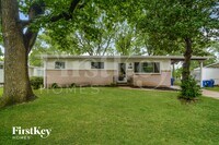 Building Photo - 400 Humes Ln