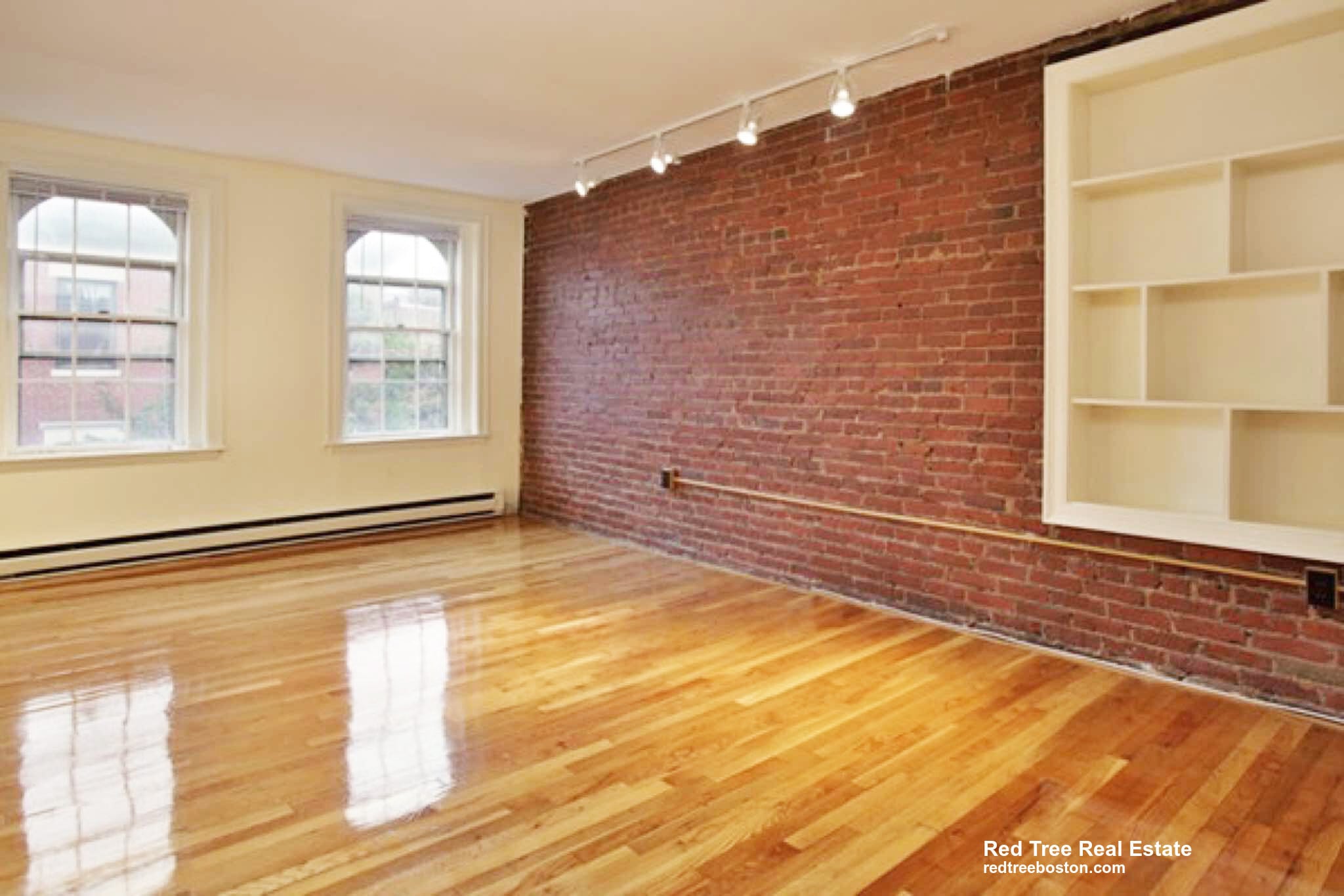 Building Photo - 86 West Cedar St