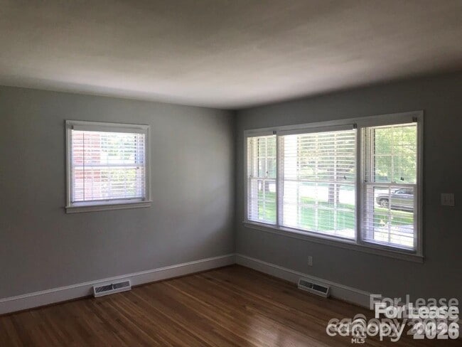 Building Photo - 2309 Lanier Ave