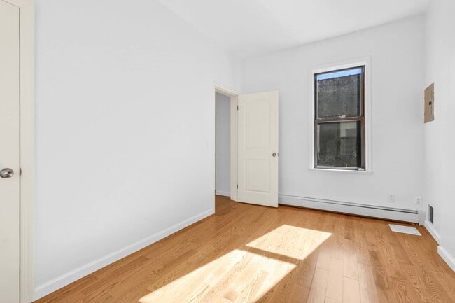 Building Photo - 71-32 Fresh Pond Rd