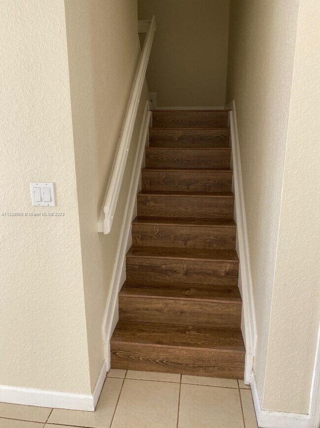 Building Photo - 8524 SW 214th Way