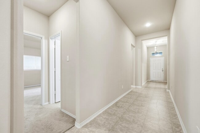 Building Photo - 7126 Whitlow Wonder Ln