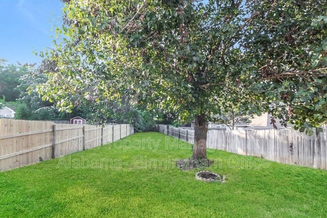 Building Photo - 108 Flagstone Ln