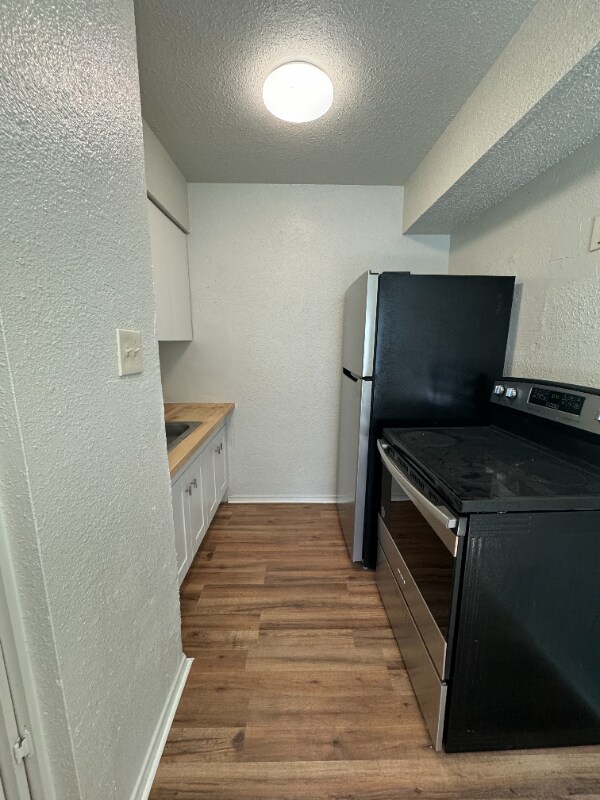 Building Photo - 2902 Sweeney Ln