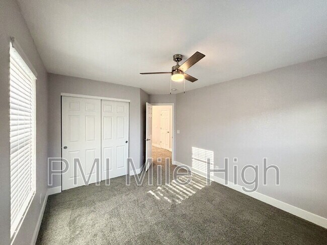 Building Photo - 12743 Leyden St